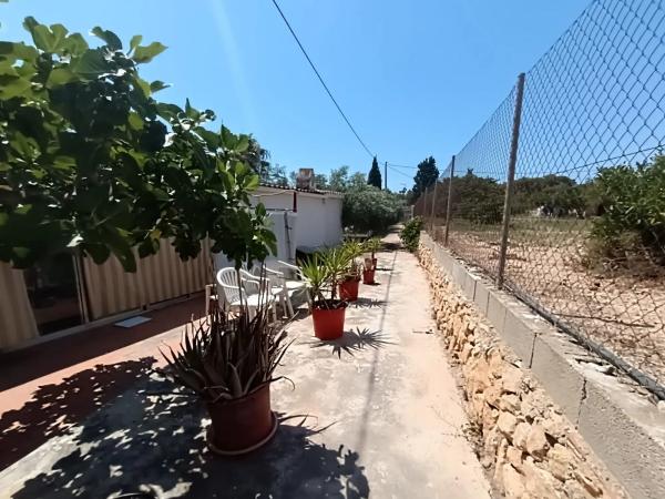 Casa independiente en calle levante