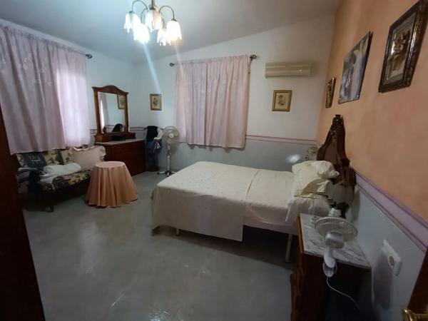 Casa independiente en calle levante