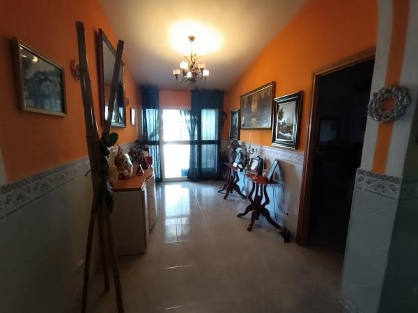 Casa independiente en calle levante