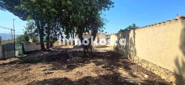 Casa independiente en calle Beverly Hills