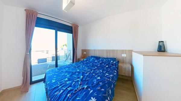 Chalet adosado en calle Merla, 3