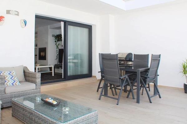 Chalet adosado en calle Merla, 3