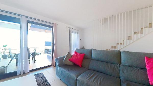 Chalet adosado en calle Merla, 3