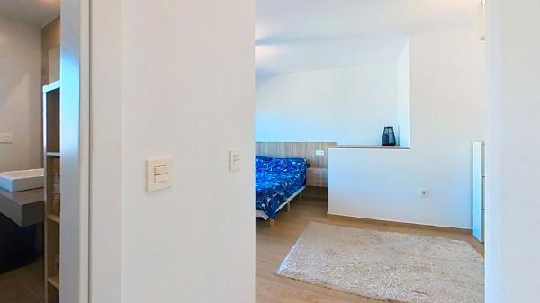 Chalet adosado en calle Merla, 3