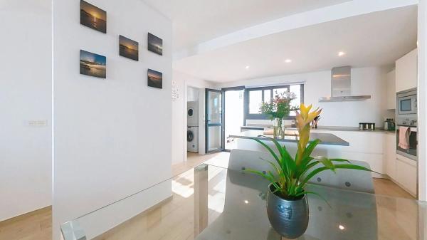 Chalet adosado en calle Merla, 3