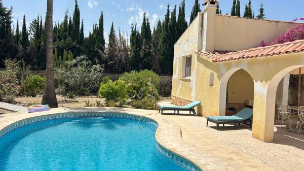 Casa independiente en calle Vall de Laguar