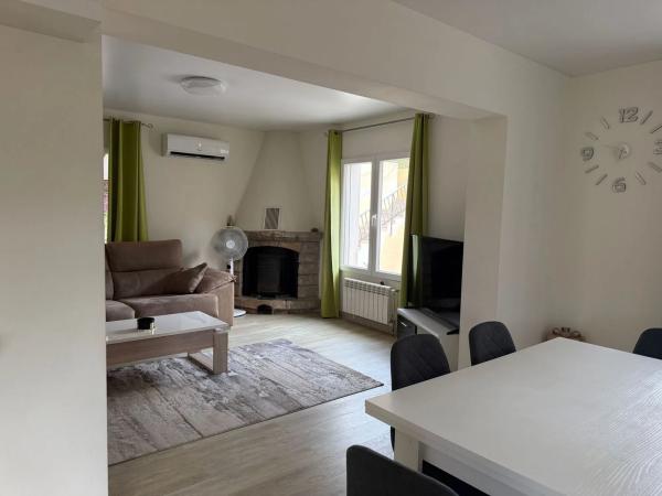 Casa independiente en calle Vall de Laguar