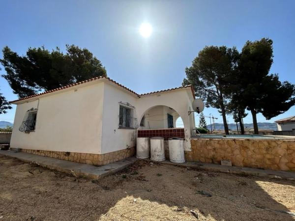 Casa independiente en calle Beverly Hills, 2