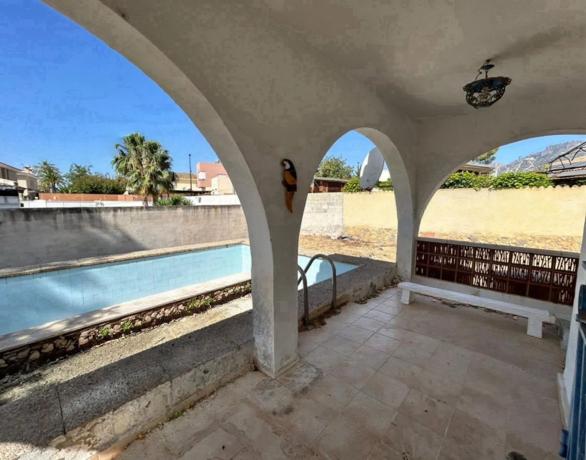 Casa independiente en calle Beverly Hills, 2