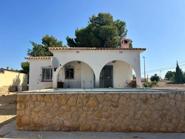 Casa independiente en calle Beverly Hills, 2