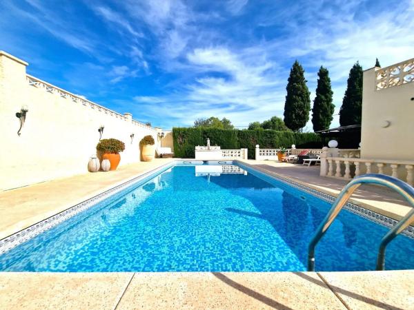 Chalet en Alfaz del Pi Pueblo-Urbanizaciones