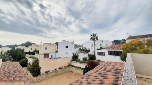 Chalet adosado en calle Riu Guadiana