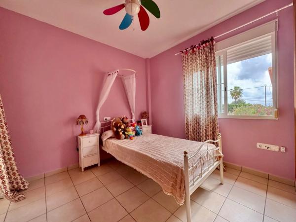 Casa independiente en calle els Lleons