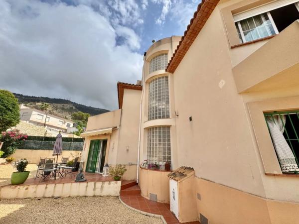 Casa independiente en calle els Lleons