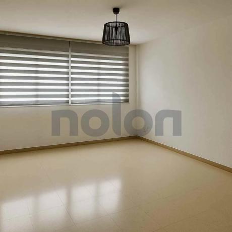 Piso en avenida País Valencià