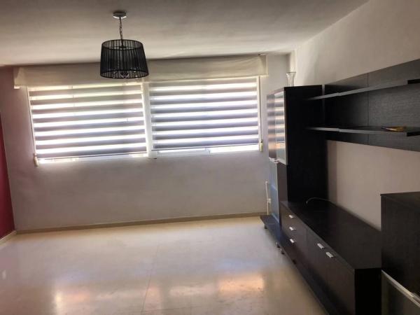 Piso en avenida País Valencià