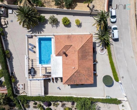 Casa independiente en calle Azorin s/n