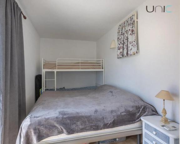 Casa independiente en calle Azorin s/n