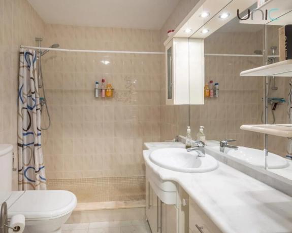 Casa independiente en calle Azorin s/n