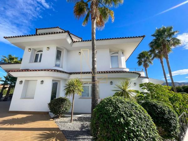 Casa independiente en calle Fuerteventura