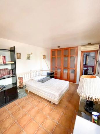 Casa independiente en calle Quevedo