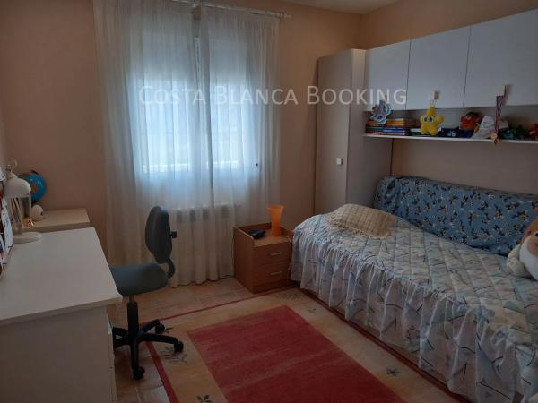 Casa independiente en calle Orendella