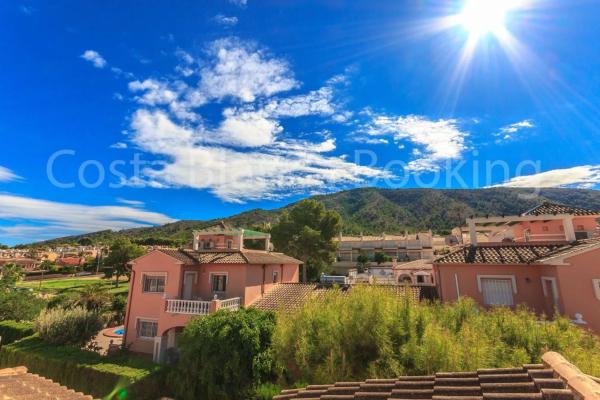 Casa independiente en calle Orendella