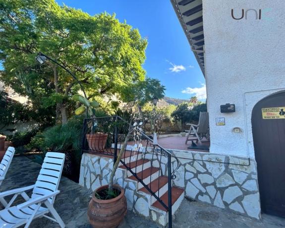 Casa independiente en calle Siriá