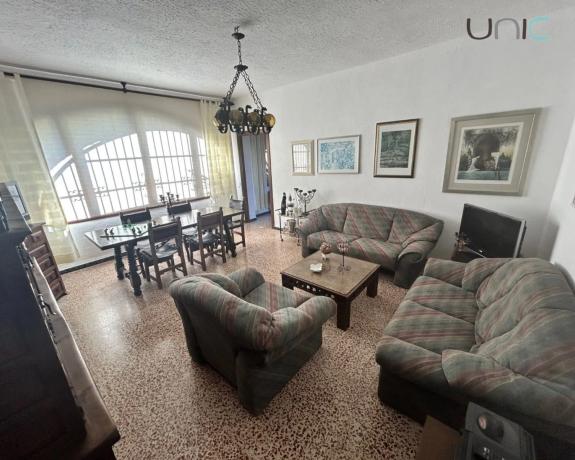 Casa independiente en calle Siriá