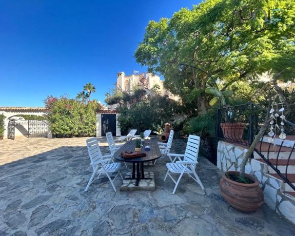 Casa independiente en calle Siriá