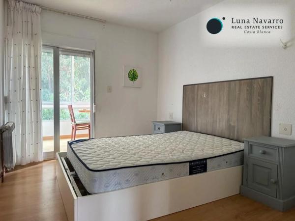 Casa independiente en calle Richard Wagner, 4