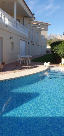 Casa independiente en calle Nespres