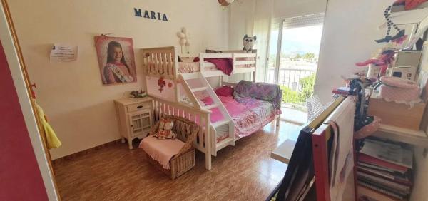 Casa independiente en calle Nespres