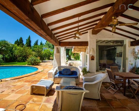 Finca rústica en calle la Ferreria