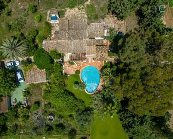 Finca rústica en calle la Ferreria