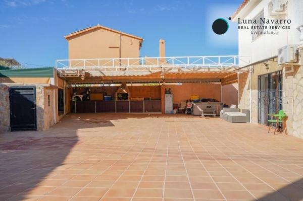 Casa independiente en calle Otari