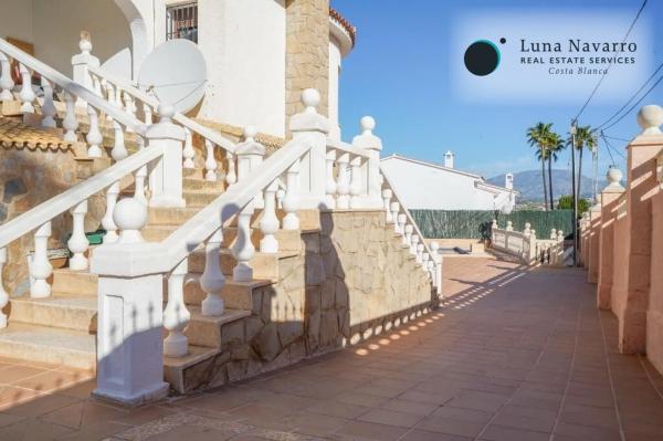 Casa independiente en calle Otari