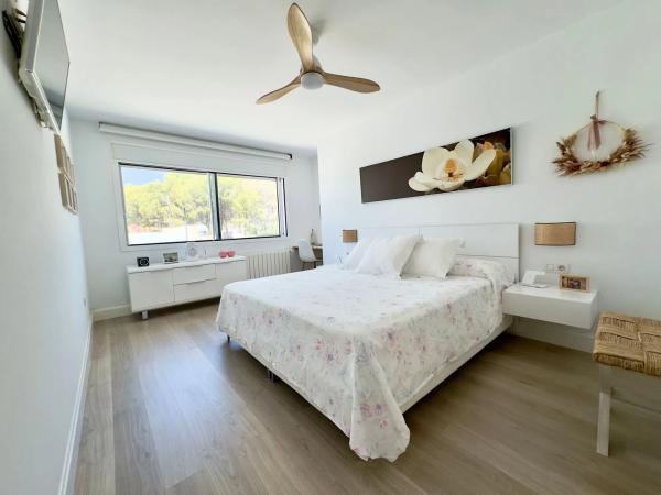 Chalet pareado en calle Turquesa