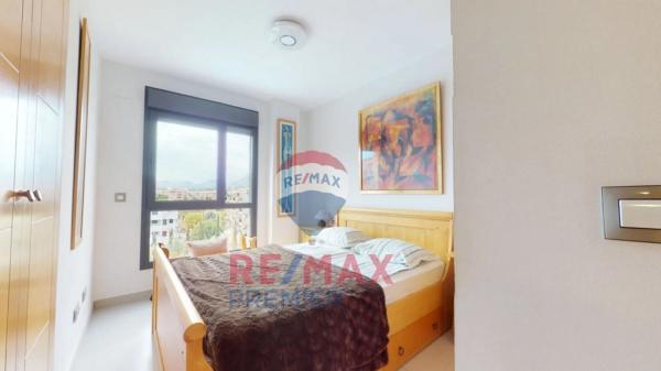 Ático en avenida de Oscar Esplà