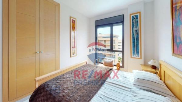 Ático en avenida de Oscar Esplà