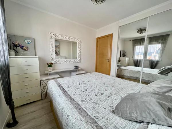 Piso en calle les Escoles, 17 -13