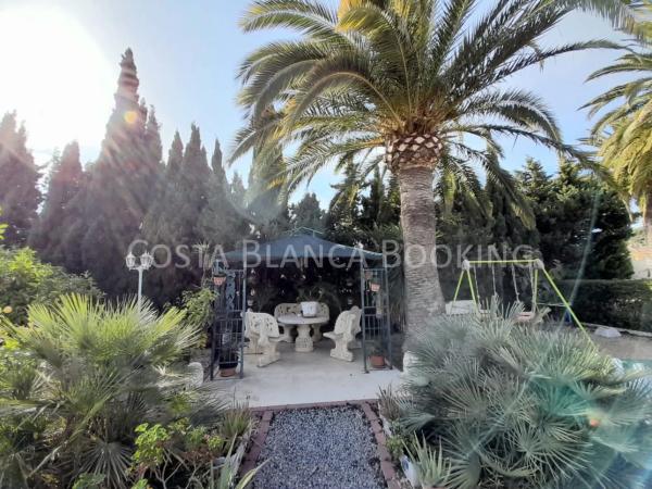 Casa independiente en calle Belgrado