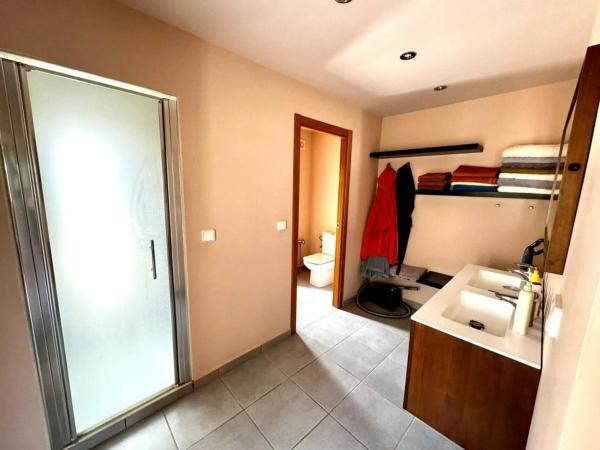 Casa independiente en calle Cormorà