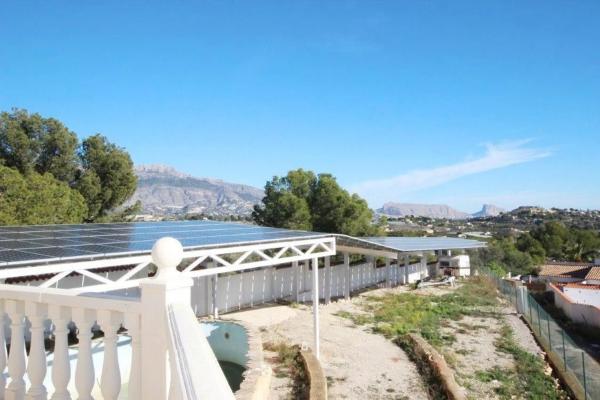 Chalet en avenida Marina Baixa