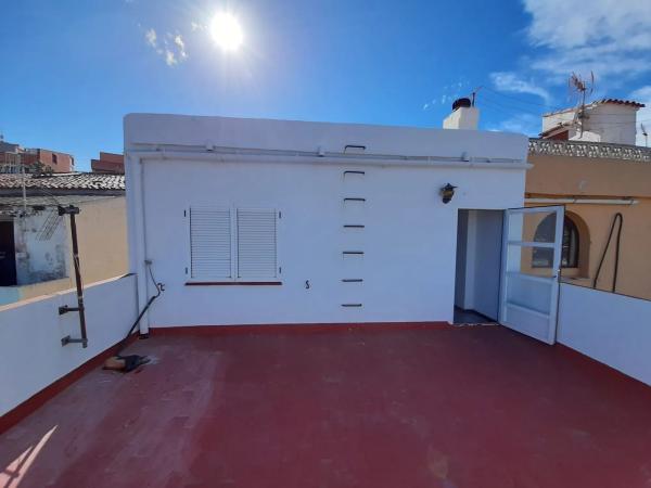 Casa independiente en calle Castelló, 16