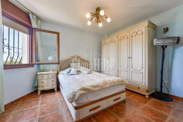 Casa independiente en calle la Prunera