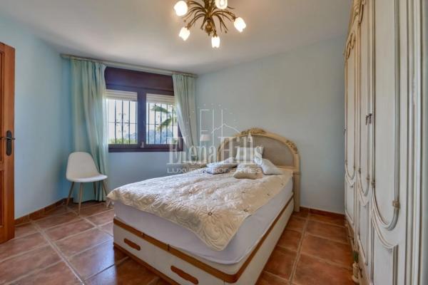 Casa independiente en calle la Prunera