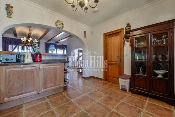 Casa independiente en calle la Prunera