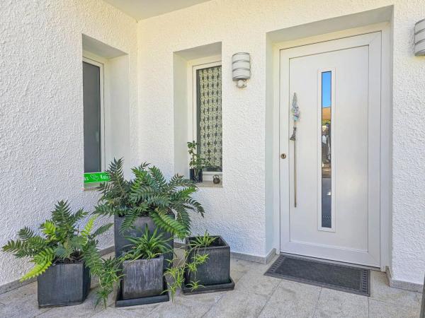 Casa independiente en calle Murcia