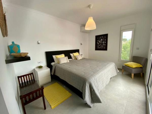 Chalet en Cala Advocat - Baladrar